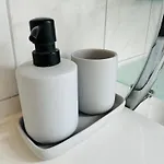 3 Modern Mit Netflix Und Kueche