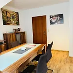 Apartment 3 Modern Mit Netflix Und Kueche Celle