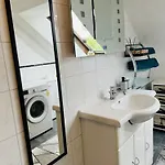3 Modern Mit Netflix Und Kueche Apartment Celle